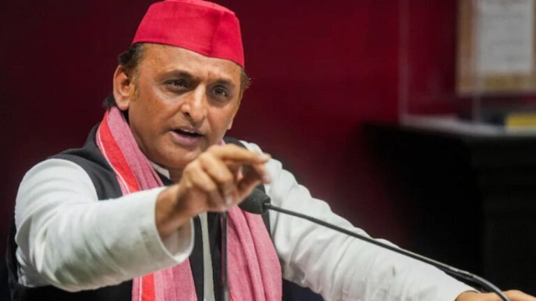 samajwadi-party-akhilesh-yadav-constitution-day